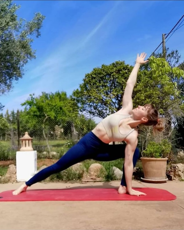 Marina Coll Márquez, instructora de yoga y mindfulness